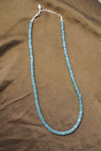Load image into Gallery viewer, Guatemalan Jadeite Collar ~Olas~
