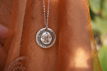 Load image into Gallery viewer, Diamond Sol Necklace
