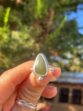 Load image into Gallery viewer, Big Sur Jade Size 8
