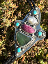 Load image into Gallery viewer, Lady Luck Bolo
